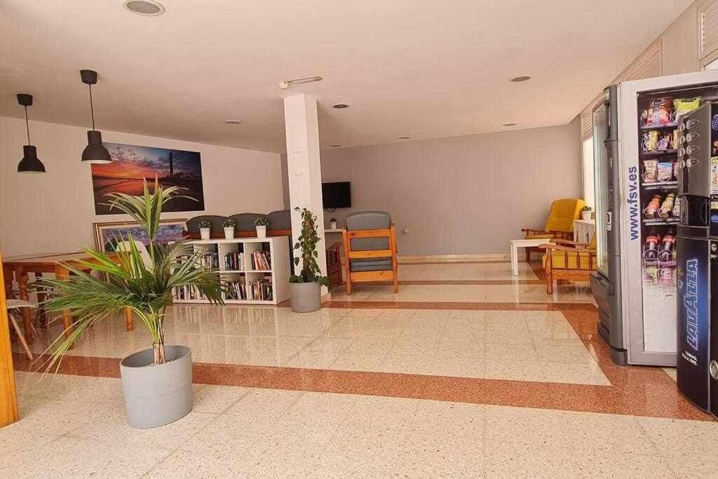 Marlenghi Apartments The Good Life Jumbo Centrum Maspalomas  Eksteriør billede